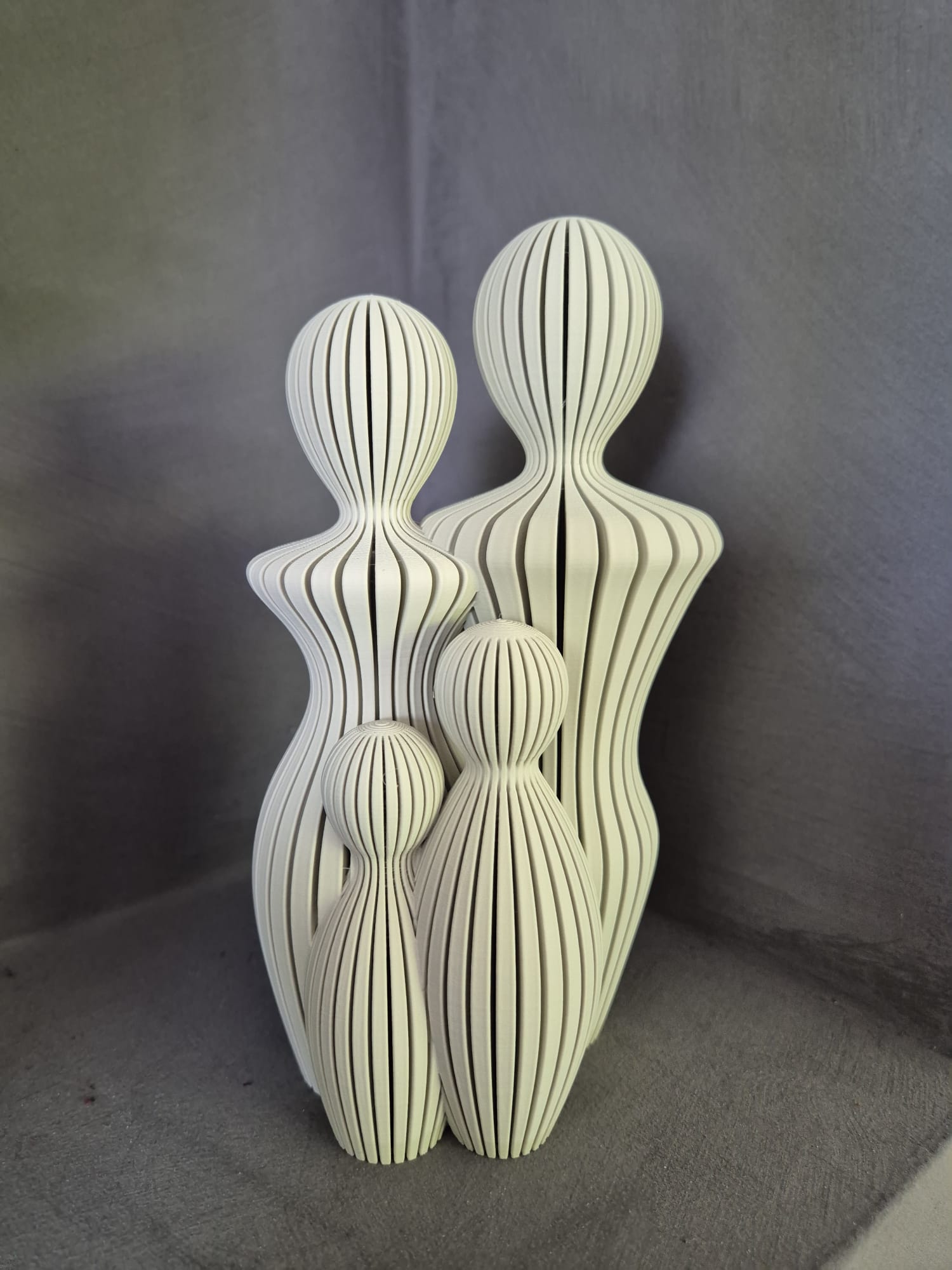 Family beeld 20 cm groot